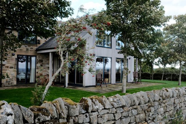 Carraw Lodge 2